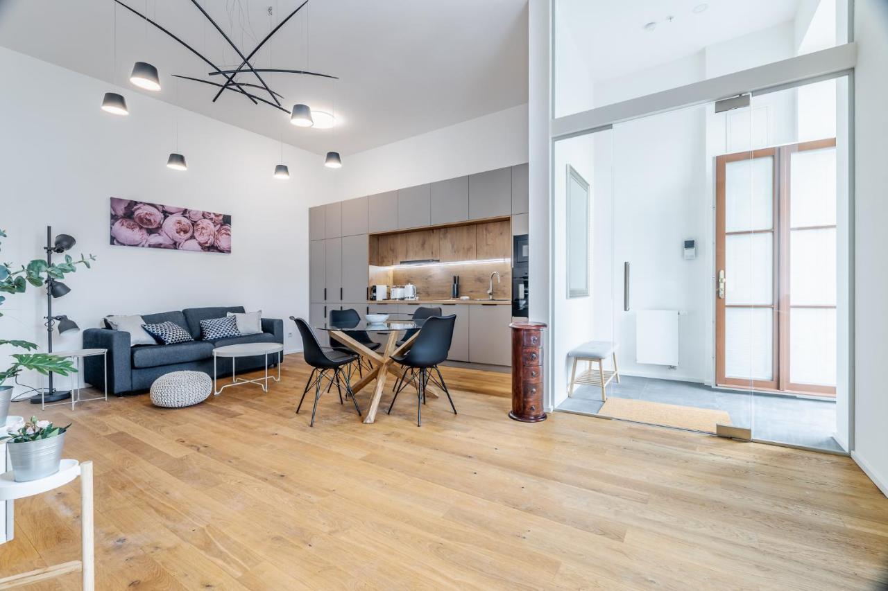 Elegant Apartments Located In The Centre Of Prag Exterior foto