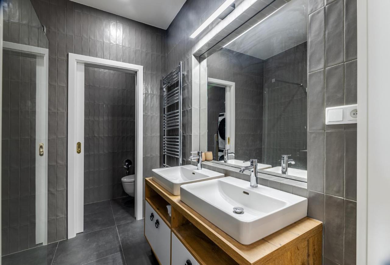 Elegant Apartments Located In The Centre Of Prag Exterior foto